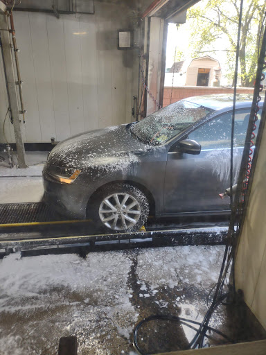 33 East Car Wash en Freehold