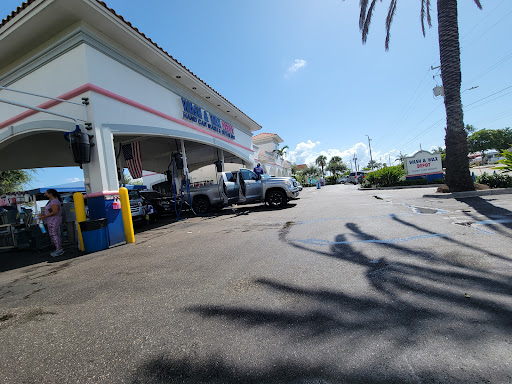 Wash & Shine Car Wash en North Palm Beach