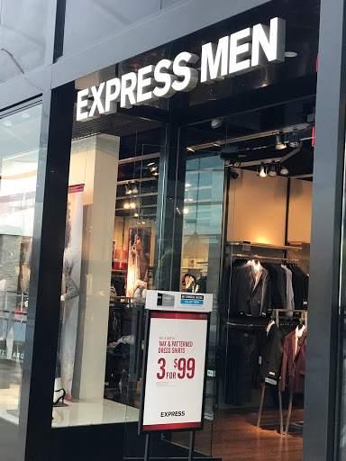 Clothing Store «Express», reviews and photos, 3111 W Chandler Blvd, Chandler, AZ 85226, USA