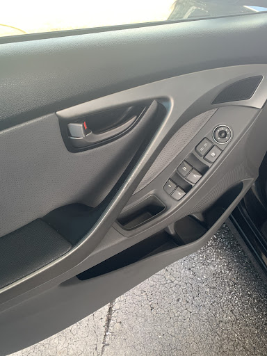 TUCKER HANDWASH & DETAIL SALON en Tucker