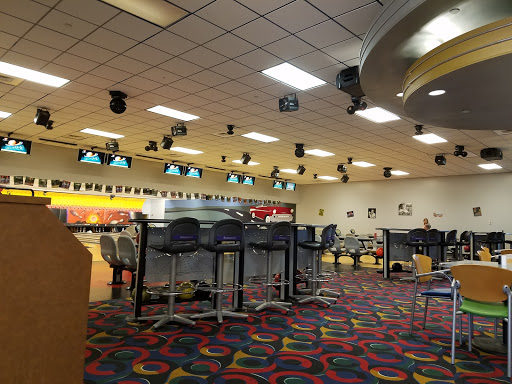 Bowling Alley «Gunter Lanes Bowling Center», reviews and photos, 816 N Butler Ave, Montgomery, AL 36115, USA