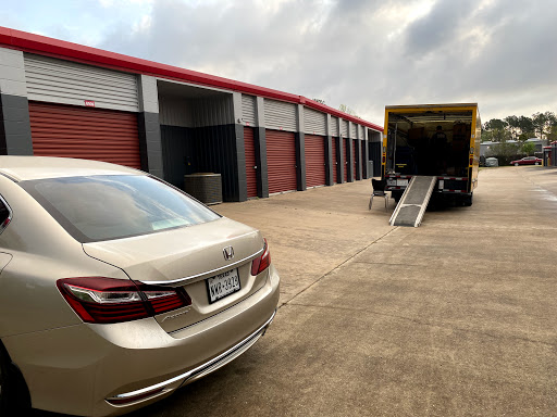 Self-Storage Facility «Gladstell Self Storage», reviews and photos, 810 Gladstell Rd, Conroe, TX 77304, USA