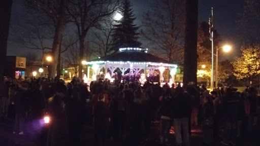 Park «Shadyside Park», reviews and photos, Kenmore Blvd, Akron, OH 44314, USA