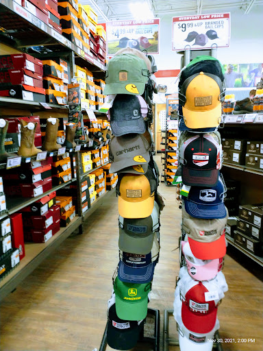 Home Improvement Store «Tractor Supply Co.», reviews and photos, 176 Finley Rd, Belle Vernon, PA 15012, USA