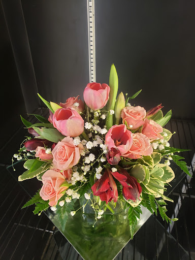 Florist «Merrimon Florist Inc», reviews and photos, 329 Merrimon Ave, Asheville, NC 28801, USA