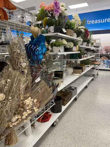 Clothing Store «Ross Dress for Less», reviews and photos, 2735 Harrison Ave NW, Olympia, WA 98502, USA