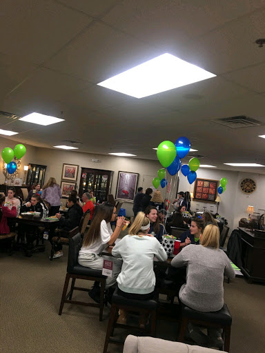 Furniture Store «Raymour & Flanigan Furniture and Mattress Store», reviews and photos, 2780 W Ridge Rd, Rochester, NY 14626, USA