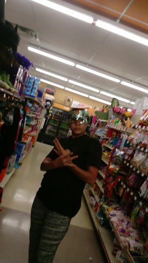 Dollar Store «FAMILY DOLLAR», reviews and photos, 24148 John R Rd, Hazel Park, MI 48030, USA