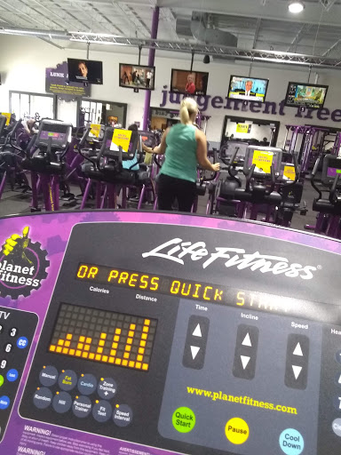 Gym «Planet Fitness - North Lakeland, FL», reviews and photos, 6208 US Hwy 98 N, Lakeland, FL 33809, USA