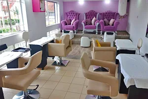 Salon 22 - Hair and Beauty salon image