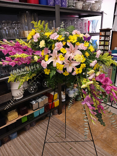 Florist «Treasures To Adore», reviews and photos, 1313 Carolyn Ct, Humble, TX 77338, USA
