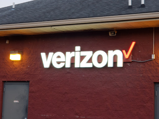 Cell Phone Store «Verizon Authorized Retailer - Wireless Zone», reviews and photos, 3836 150th St W, Rosemount, MN 55068, USA