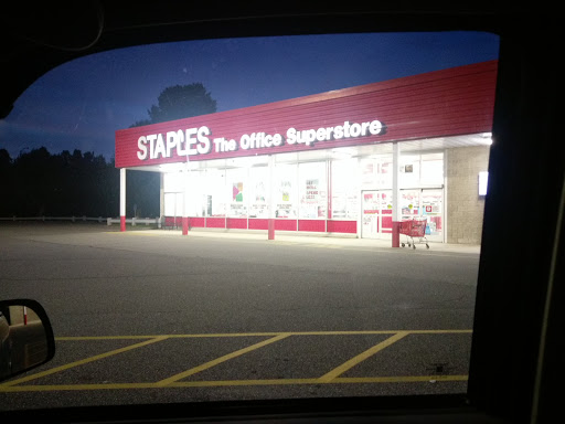 Office Supply Store «Staples», reviews and photos, 1129 Riverdale St, West Springfield, MA 01089, USA