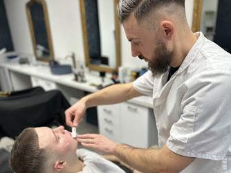 Le Muski Coiffeur Barbier / Barber