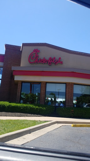 Fast Food Restaurant «Chick-fil-A», reviews and photos, 155 Marlin Dr, Greenwood, IN 46142, USA