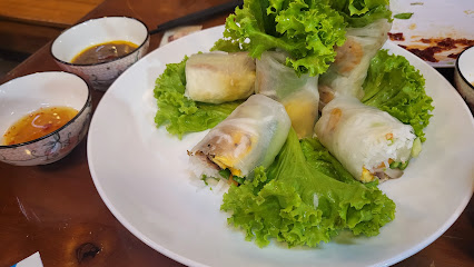 Bánh Mì Phượng