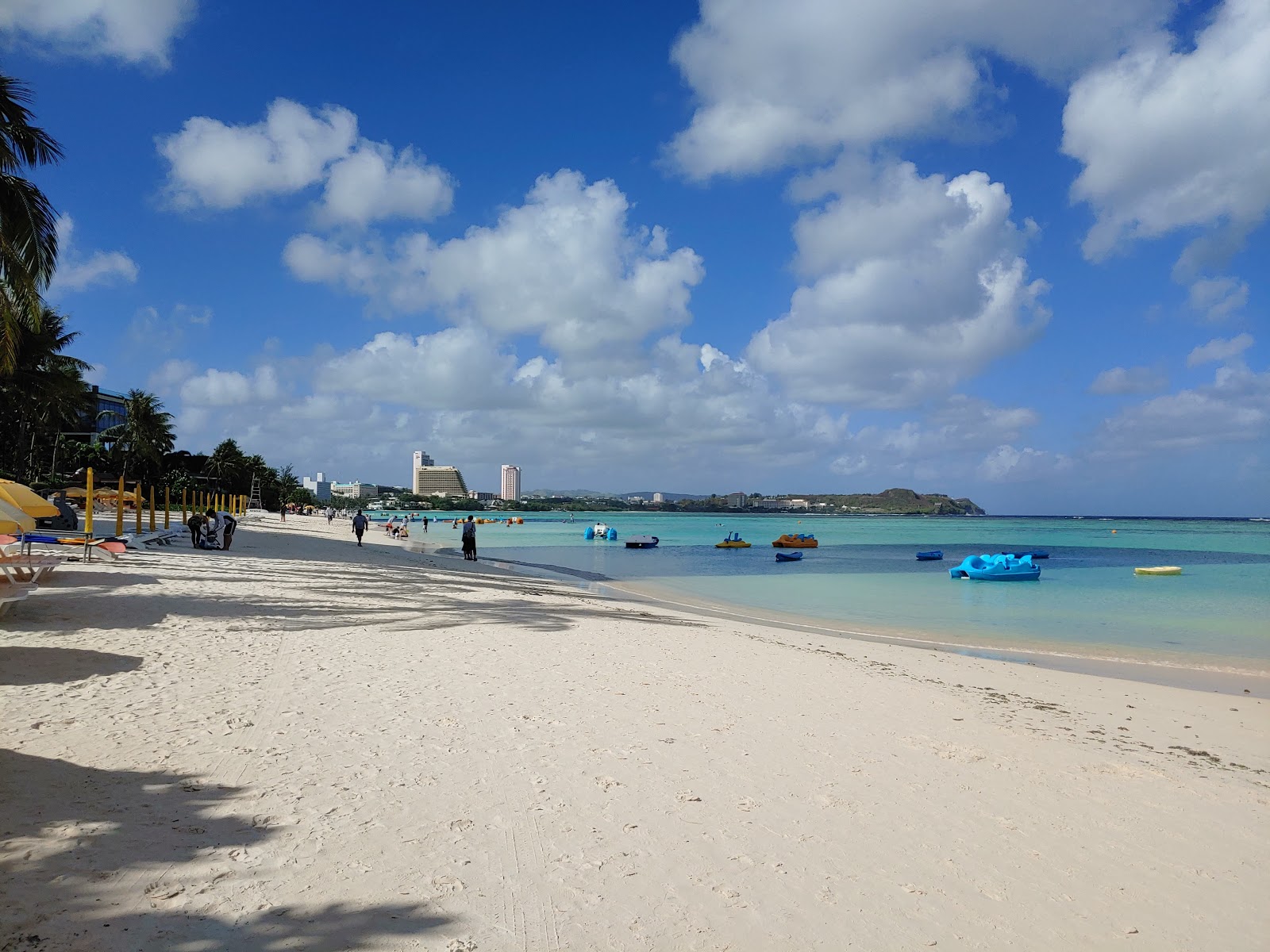 Photo of Tumon Beach with very clean level of cleanliness