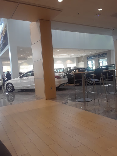 Mercedes Benz Dealer «Mercedes-Benz of Pembroke Pines», reviews and photos, 14199 Pines Blvd, Pembroke Pines, FL 33027, USA