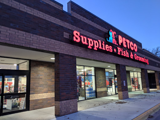 Pet Supply Store «Petco Animal Supplies», reviews and photos, 8020 Glen Ln, Eden Prairie, MN 55344, USA