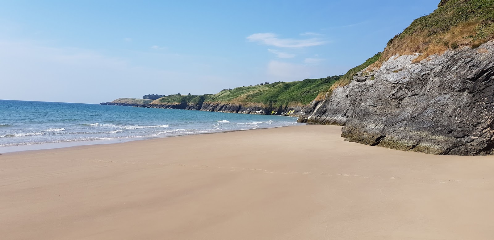 Fotografie cu Silverstrand Beach amplasat într-o zonă naturală