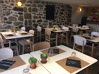 Atmosphère du Restaurant À Côté à Aubusson - n°6