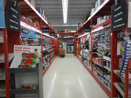 Office Supply Store «Staples», reviews and photos, 23131 Michigan Ave, Dearborn, MI 48124, USA