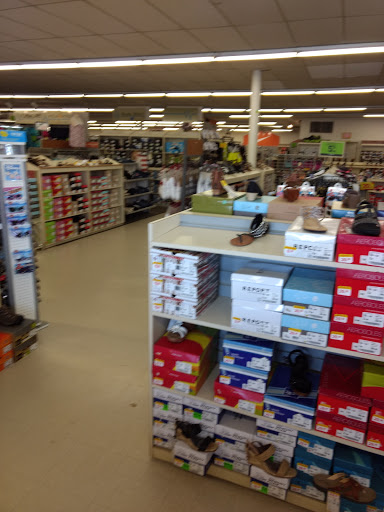 Shoe Store «Super Shoes», reviews and photos, 2929 Lycoming Mall Dr, Muncy, PA 17756, USA