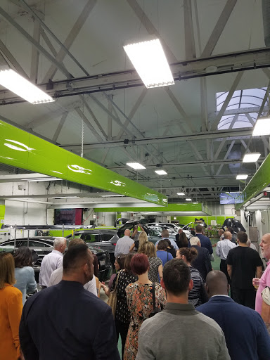 Auto Body Shop «Erie-LaSalle Body Shop», reviews and photos, 1005 W Huron St, Chicago, IL 60642, USA