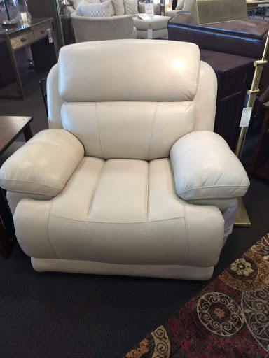 Furniture Store «Value City Furniture», reviews and photos, 1260 Smallwood Dr, Waldorf, MD 20603, USA