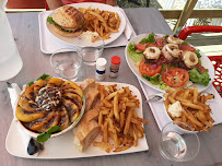 Plats et boissons du Restaurant La Terrasse de Cascade Waterpark à Damazan - n°5