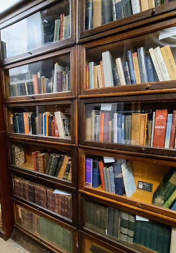 Book Store «Uncharted Books», reviews and photos, 2620 N Milwaukee Ave, Chicago, IL 60647, USA