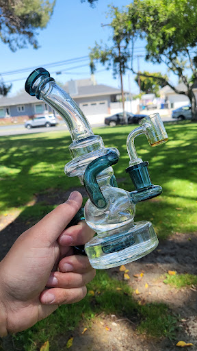 Tobacco Shop «The Pipe King Smoke Shop and Vape Store», reviews and photos, 5912 Del Amo Blvd, Lakewood, CA 90713, USA