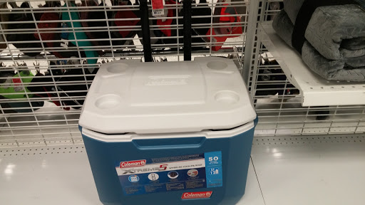 Clothing Store «Ross Dress for Less», reviews and photos, 1580 Foothill Blvd, La Verne, CA 91750, USA