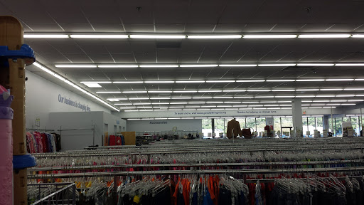 Thrift Store «Goodwill Windsor Woods Retail Store», reviews and photos, 229 S Rosemont Rd, Virginia Beach, VA 23452, USA