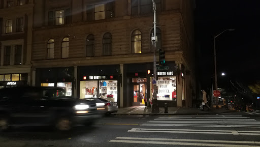 Clothing Store «The North Face», reviews and photos, 1023 1st Ave, Seattle, WA 98104, USA