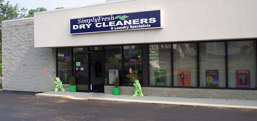 Dry Cleaner «SimplyFresh Dry Cleaners», reviews and photos, 810 Ohio Pike, Cincinnati, OH 45245, USA