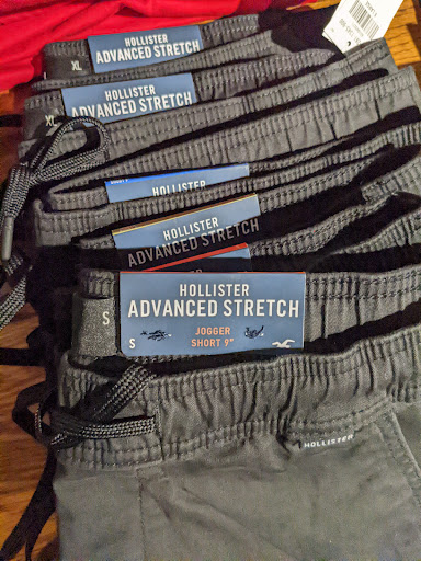 Clothing Store «Hollister Co.», reviews and photos, 9777 SW Washington Square Rd, Tigard, OR 97223, USA