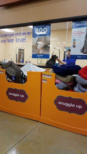 Pet Supply Store «PetSmart», reviews and photos, 181 Wilson Ave, Hanover, PA 17331, USA