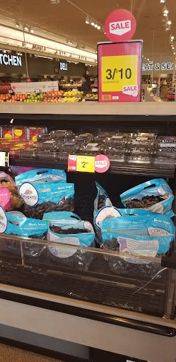 Grocery Store «Stop & Shop», reviews and photos, 1360 E Town Rd, Milford, CT 06460, USA