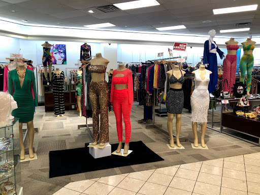 Department Store «Beauty Master Duluth (Gwinnett Place Mall)», reviews and photos, 2100 Pleasant Hill Rd #380, Duluth, GA 30096, USA