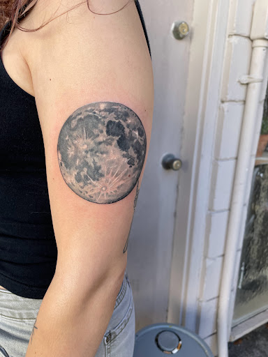 Explore japanese geisha tattoo ideas, creative tattoo ideas in Saint Petersburg, available at Cthulhu Tattoo & Body Piercing