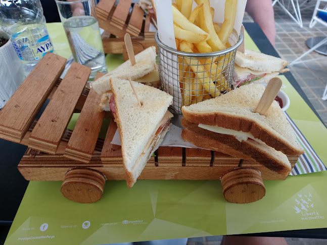 Σχόλια και κριτικές για το Prestige resto cocktail bar