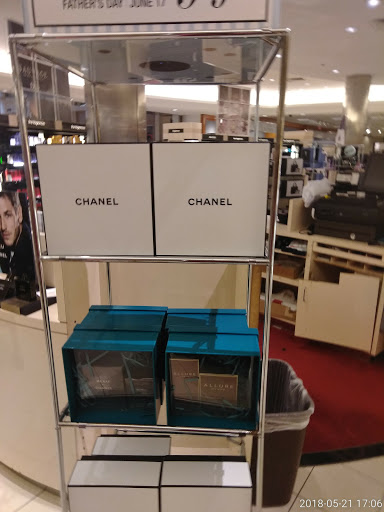 Shopping Mall «St. Charles Towne Center», reviews and photos, 11110 Mall Cir, Waldorf, MD 20603, USA