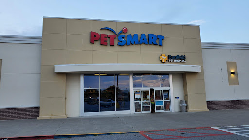Pet Supply Store «PetSmart», reviews and photos, 139 Rolling Hills Cir, Easley, SC 29640, USA