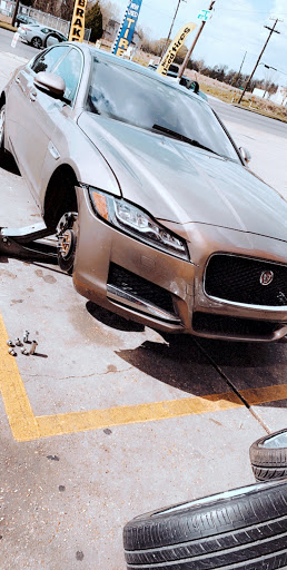 Tire Shop «Tire Discount», reviews and photos, 6970 Plank Rd, Baton Rouge, LA 70811, USA