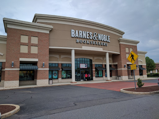 Barnes & Noble, 425 Marketplace Blvd, Hamilton Township, NJ 08691, USA, 
