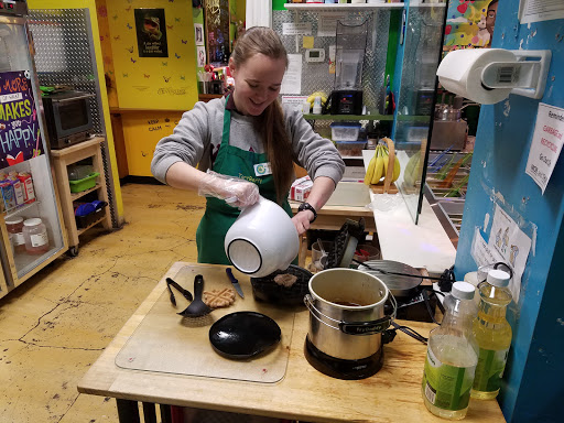 Frozen Yogurt Shop «TartBerry», reviews and photos, 915 SW 9th Ave, Portland, OR 97205, USA