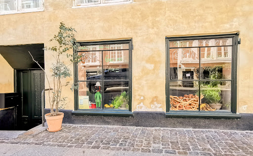 Estin in København K, København