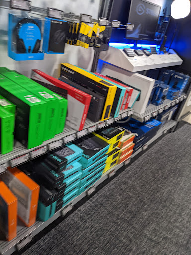 Electronics Store «Best Buy», reviews and photos, 18085 NW Evergreen Pkwy, Hillsboro, OR 97006, USA