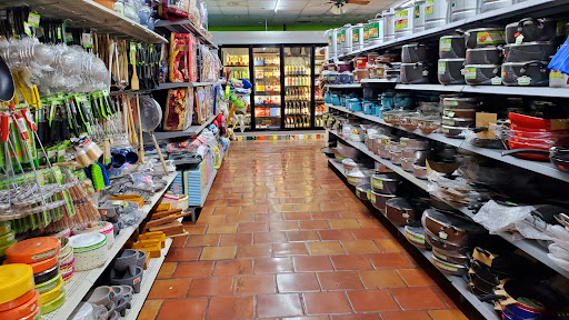 Mexican Grocery Store «La Mexicana Grocery Store», reviews and photos, 31 W 9 Mile Rd, Pensacola, FL 32534, USA